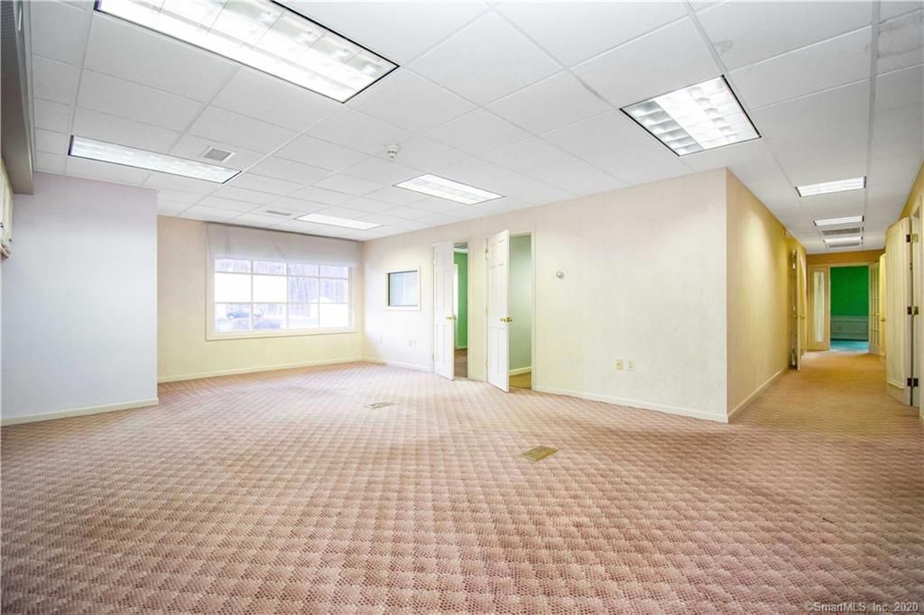 141 Hazard Ave, Enfield, CT 06082